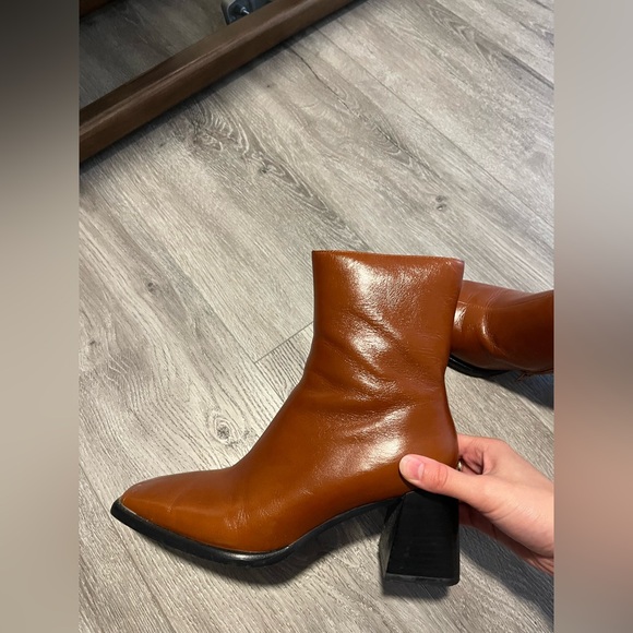 Jeffrey Campbell Boots - Picture 4 of 11